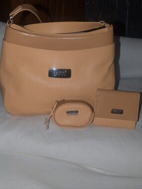 LAND Colombia Tan Shoulder Bag Set with Coin Pouch and Wallet